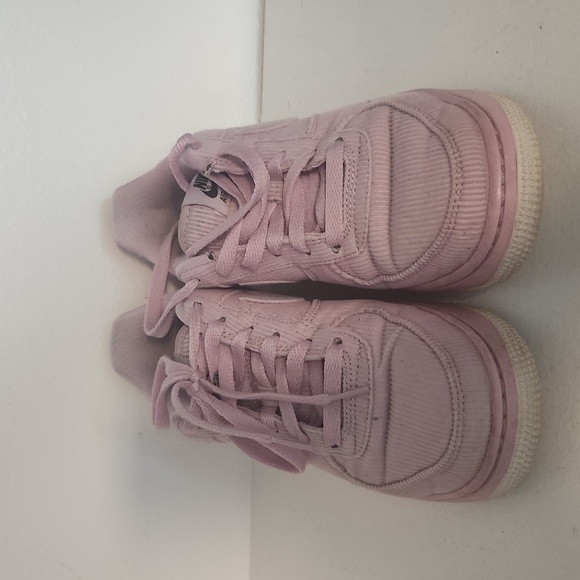 Nike Air Force 1 LV8 corduroy shoes - Picture 2 of 7